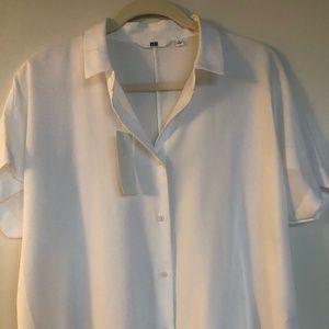 UNIQLO Rayon Short Sleeve Blouse